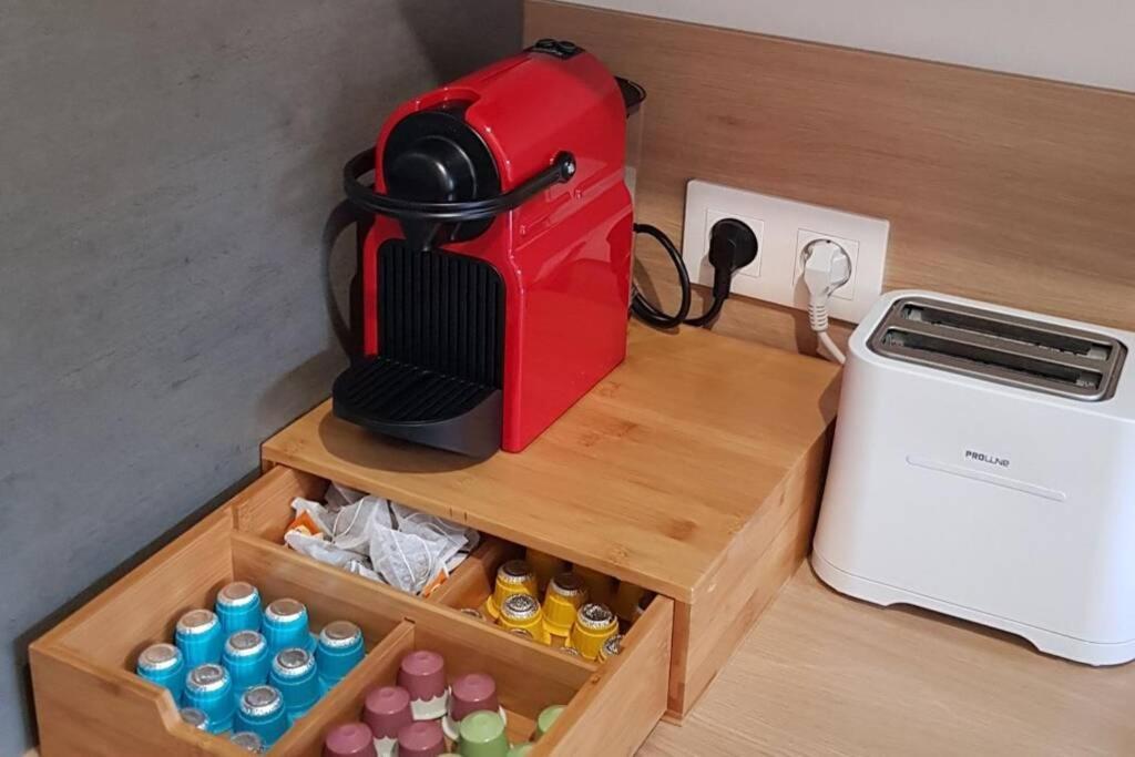 Appartement Avec Jardin Hyper Entre Валенсиен Екстериор снимка